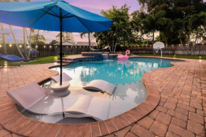 New Regal Manor Paradise Dreamy Heated Pool Spa